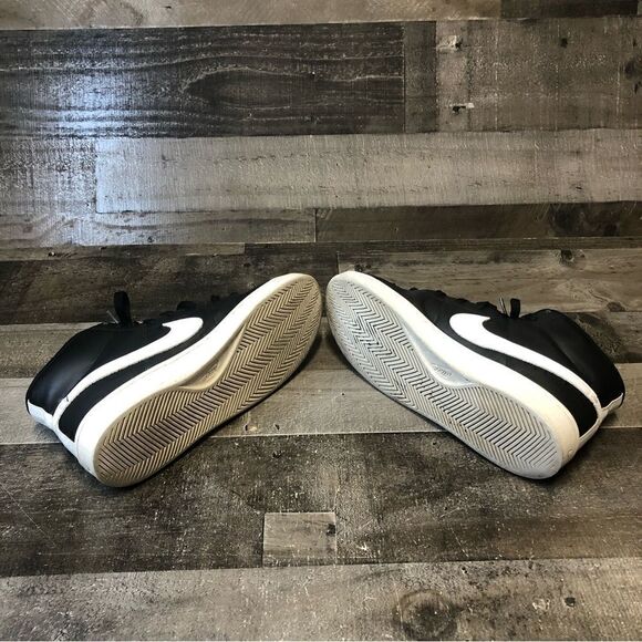 Nike court royale women’s shoes size 8 Black/White (CQ9179-001) - Picture 8 of 8